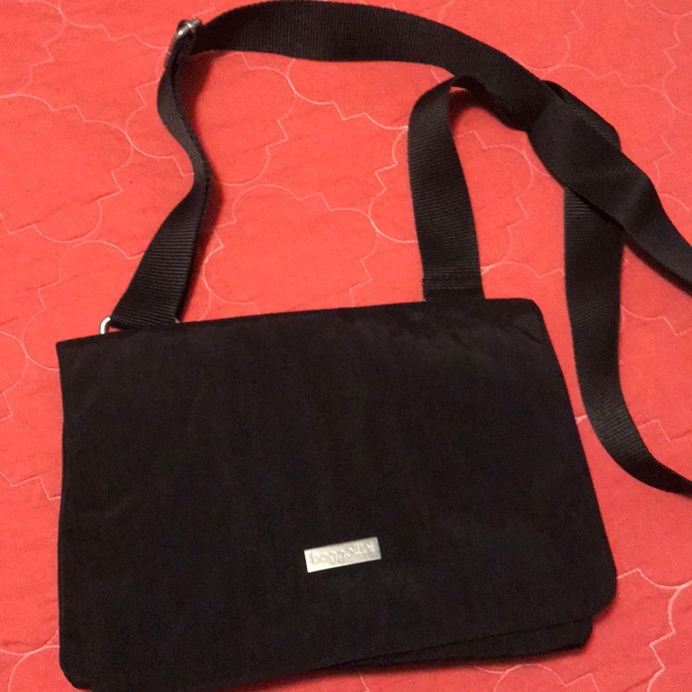 CroSsbody